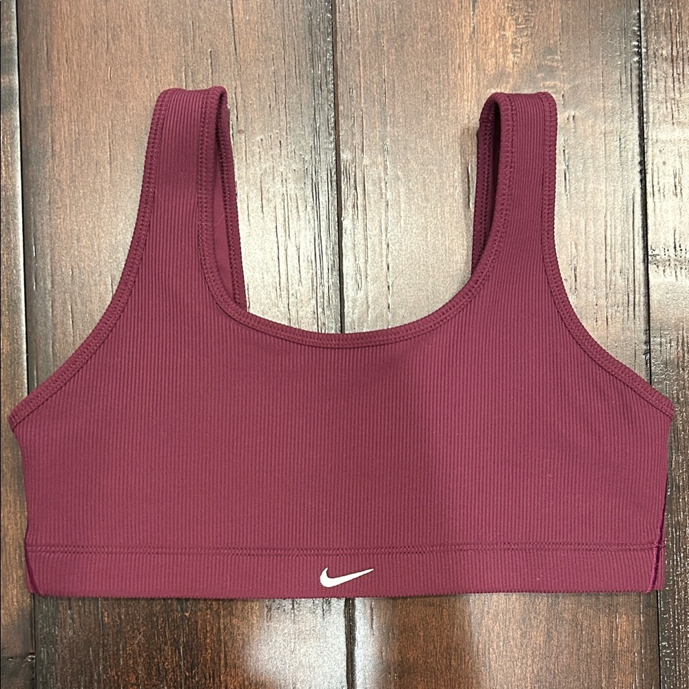 Nike Women's Ribbed Sports Bra - Burgundy- NWOT